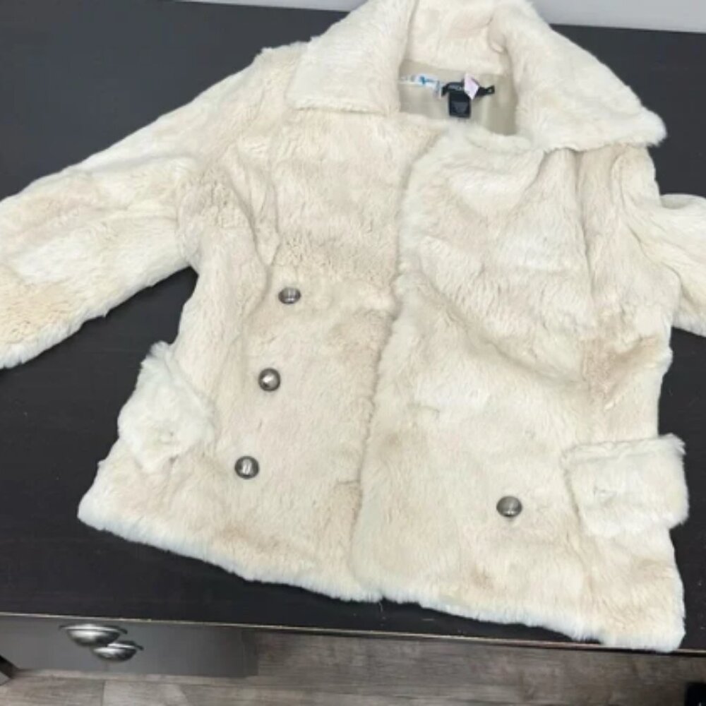 100% Real dyed Rabbit fur woman’s jacket size medium. Arden B.
